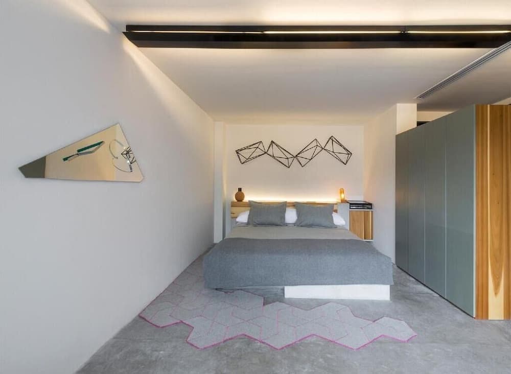 Hotel Carlota — 14