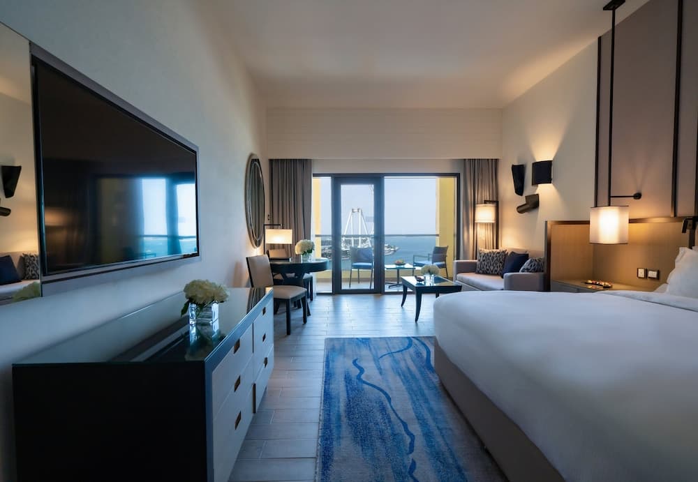 Amwaj Rotana, Jumeirah Beach - Dubai — 19