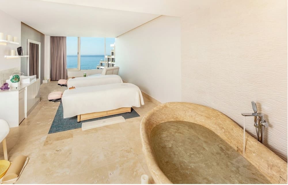 Garza Blanca Resort & Spa Los Cabos — 17