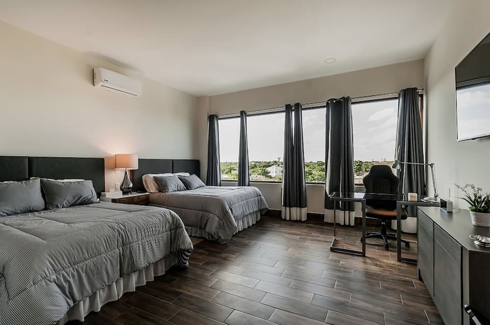 Sky Inn Cancún — 11
