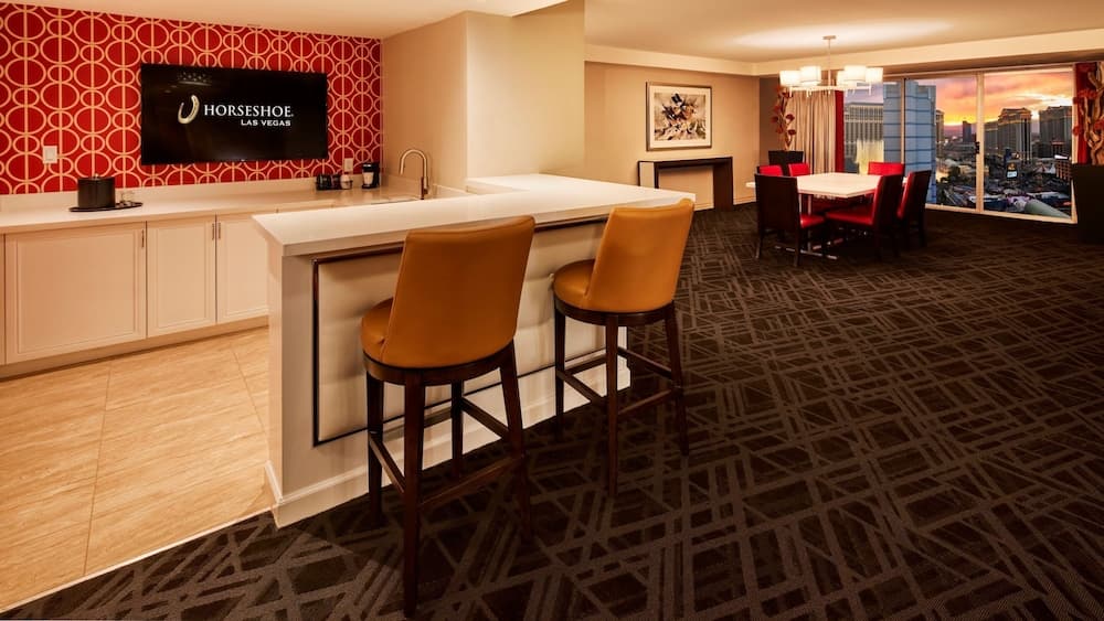 Horseshoe Las Vegas — 23