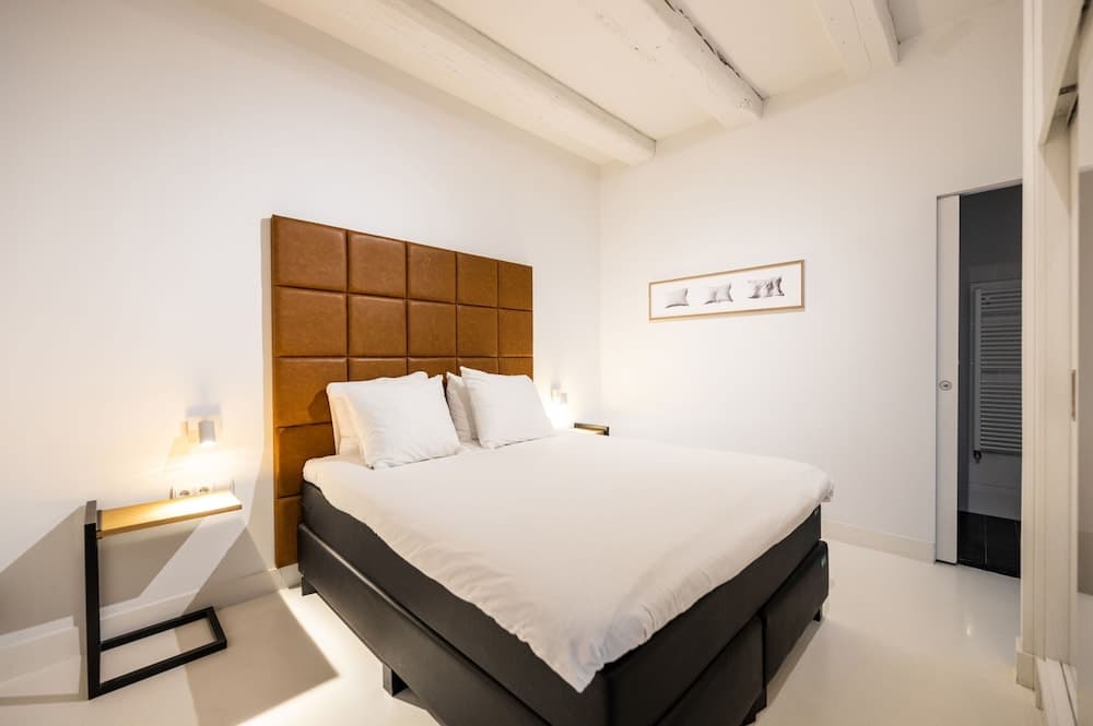 YAYS Amsterdam Salthouse Canal por Numa — 9