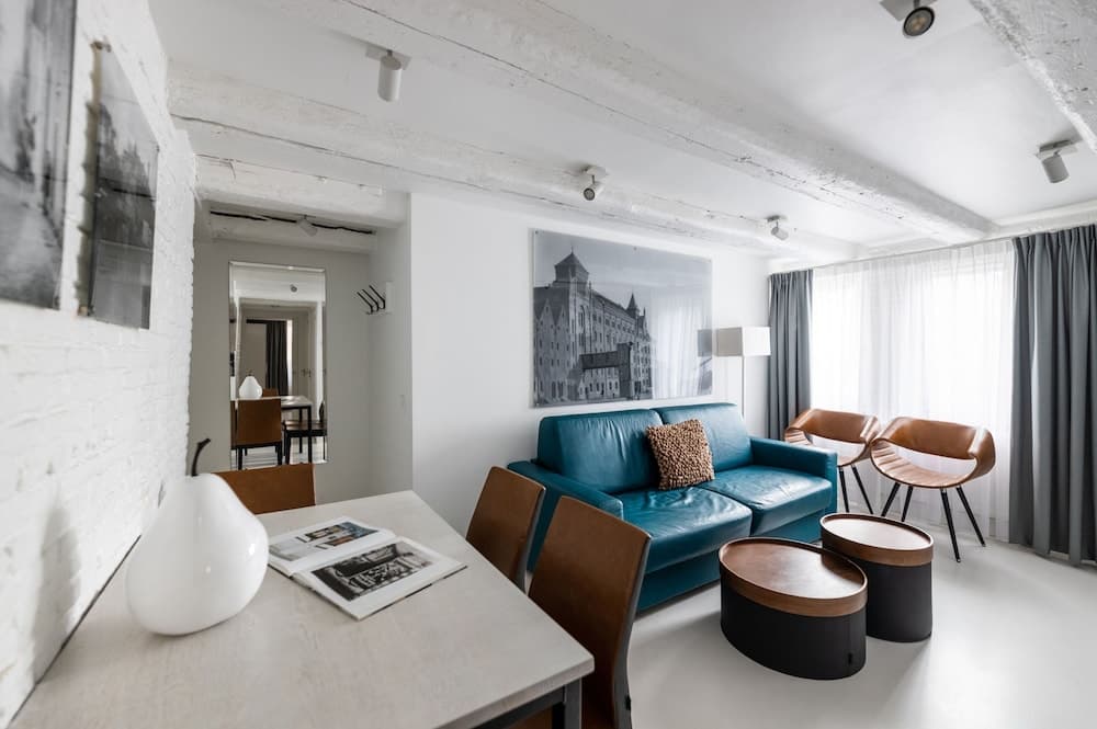 YAYS Amsterdam Salthouse Canal by Numa — 26