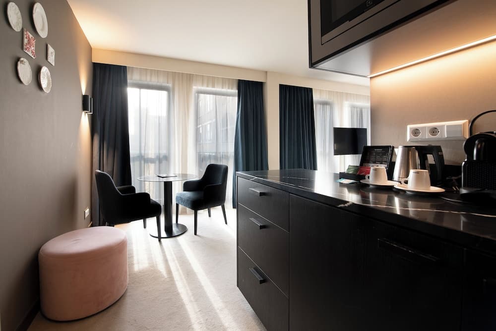 Pestana Amsterdam Flussufer — 2
