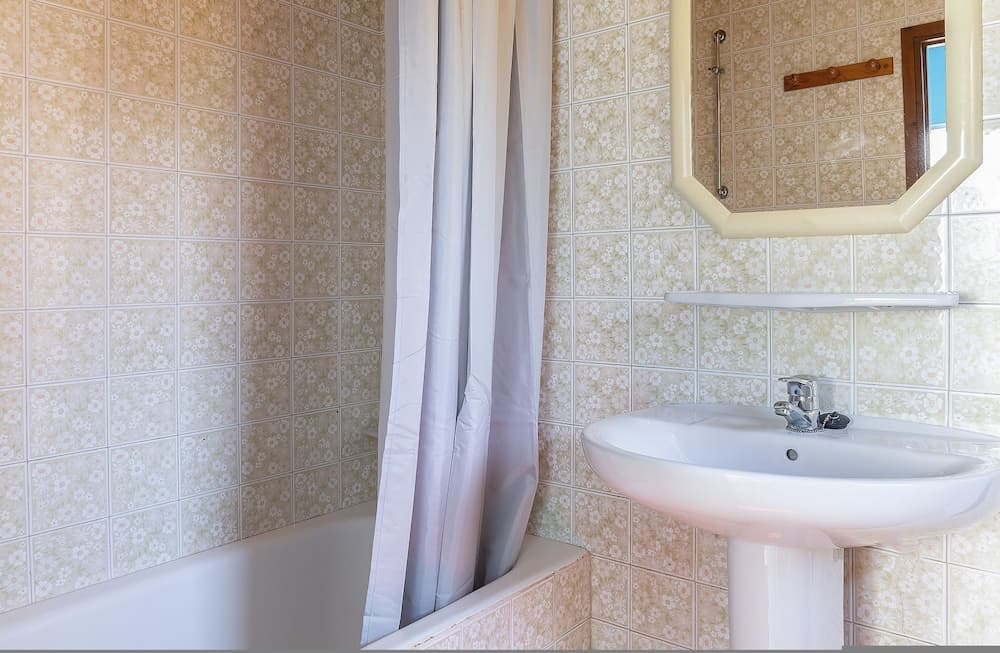 Cas Consul in Ibiza With 4 Bedrooms and 3 Bathrooms — 3