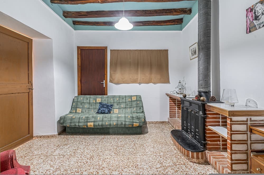 Cas Consul in Ibiza With 4 Bedrooms and 3 Bathrooms — 12