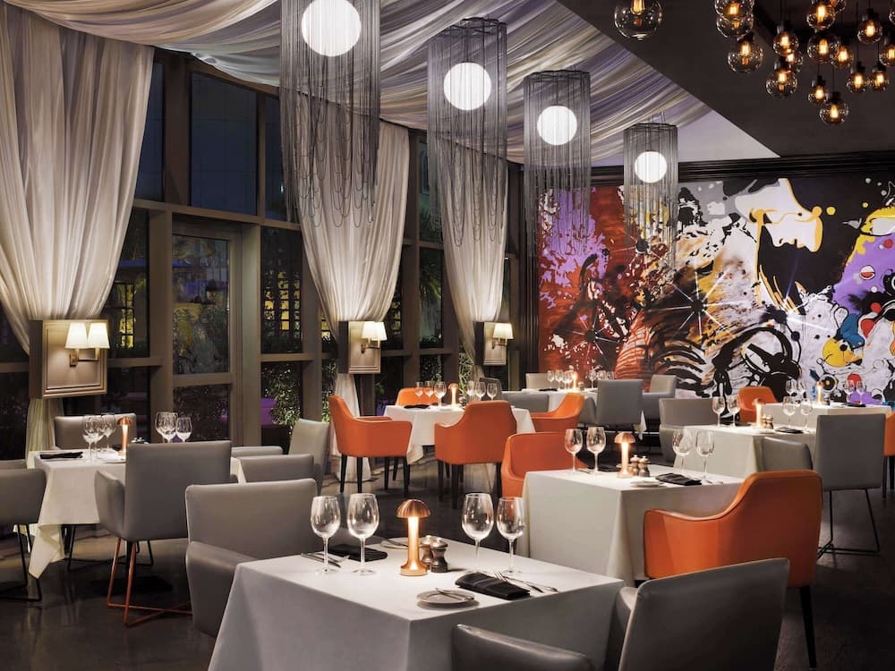 Mövenpick Hotel Jumeirah Beach — 24