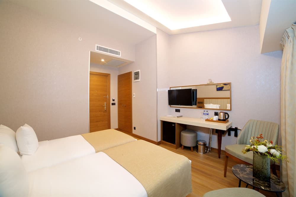 Erboy Hotel — 14