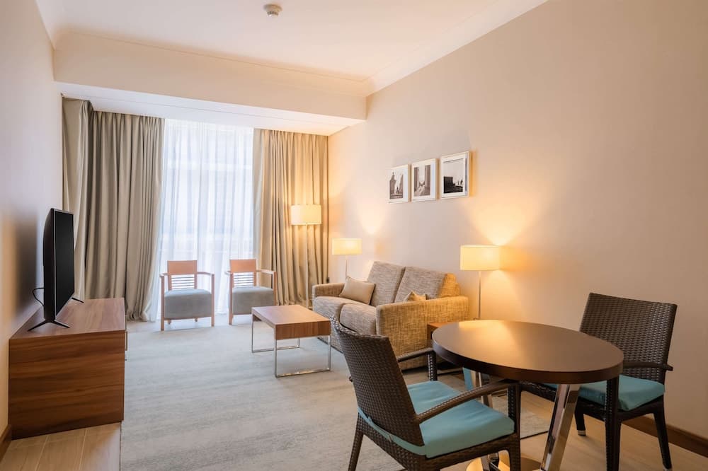 Hilton Garden Inn Dubai Al Mina — 29