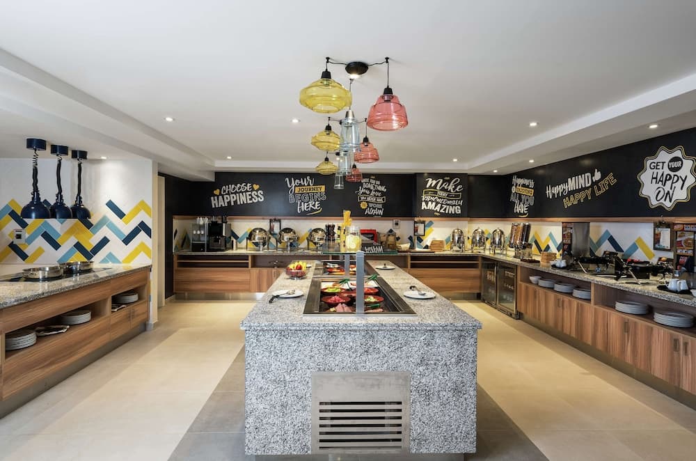 Hampton by Hilton Dubái Al Barsha — 19