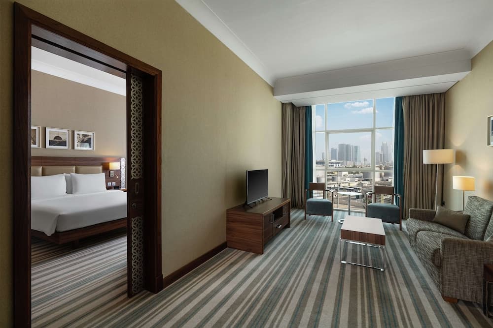 Hilton Garden Inn Dubai Al Mina — 15