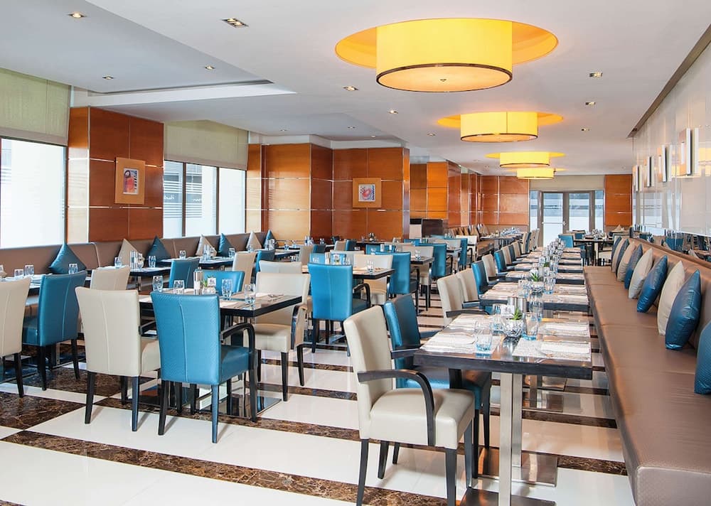 Hilton Dubai Il Cammino — 10