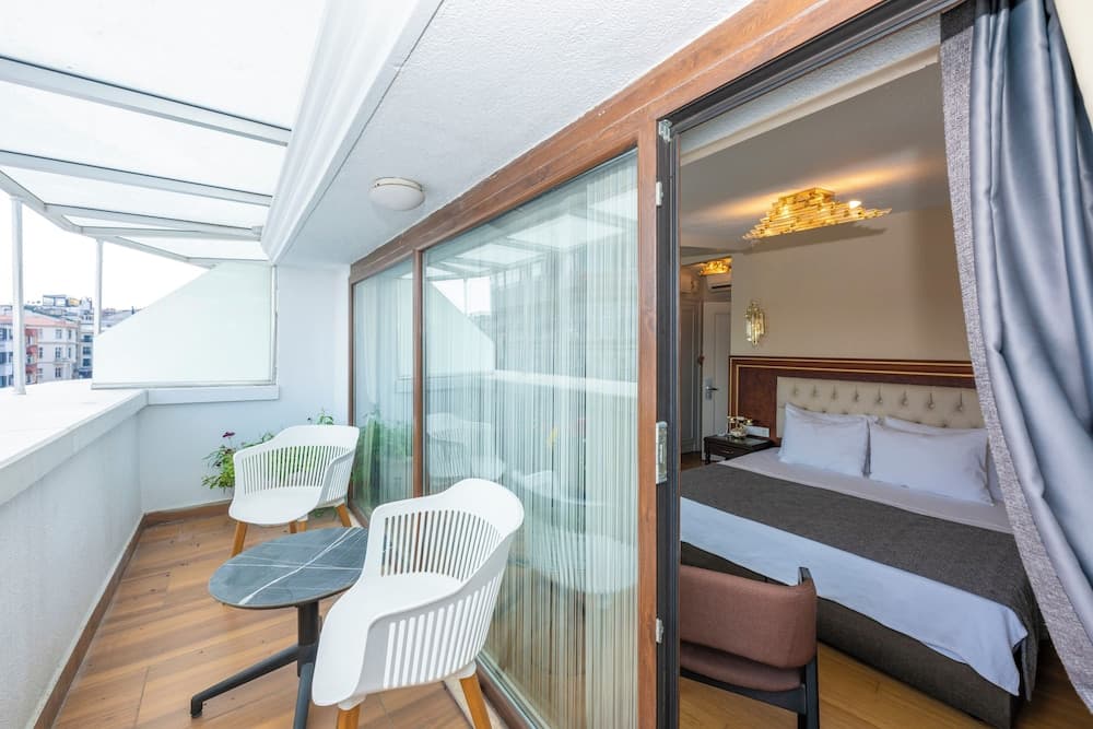 Arden City Hotel - Special Class — 18