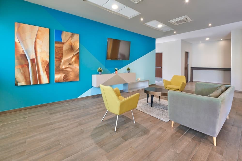 City Express Suites by Marriott Playa Del Carmen — 2