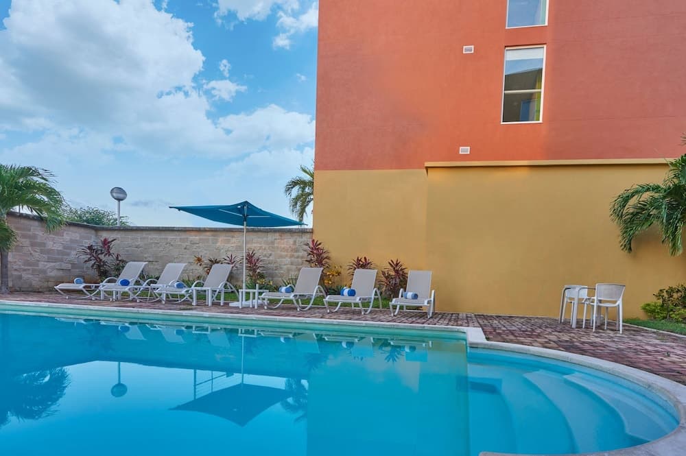City Express Junior by Marriott Cancún — 10