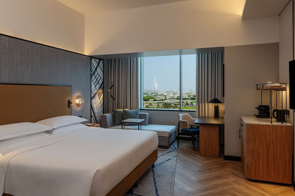 Sheraton Mall of the Emirates Hotel, Dubai — 20
