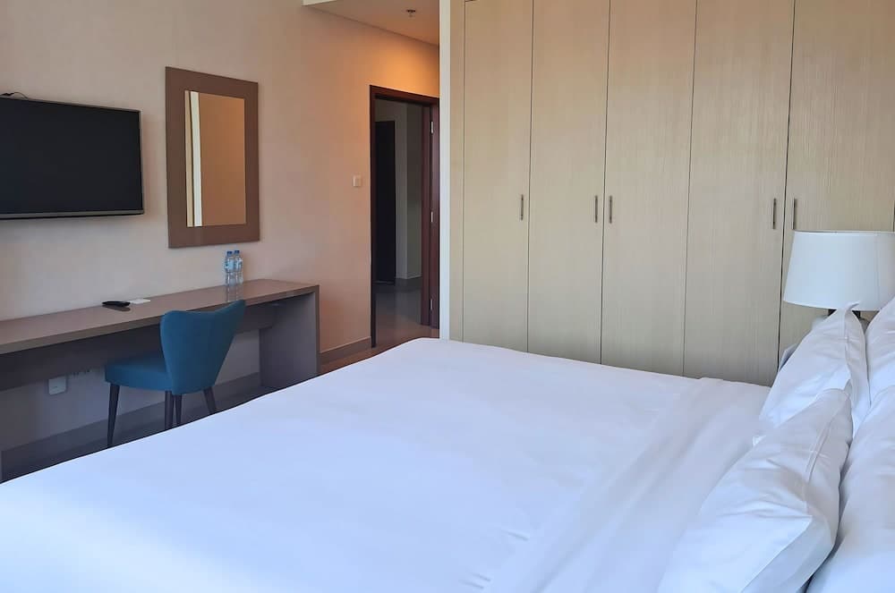 Barcelo Residences Dubai Marina — 14