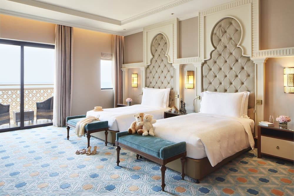 Jumeirah Al Qasr Dubai — 19