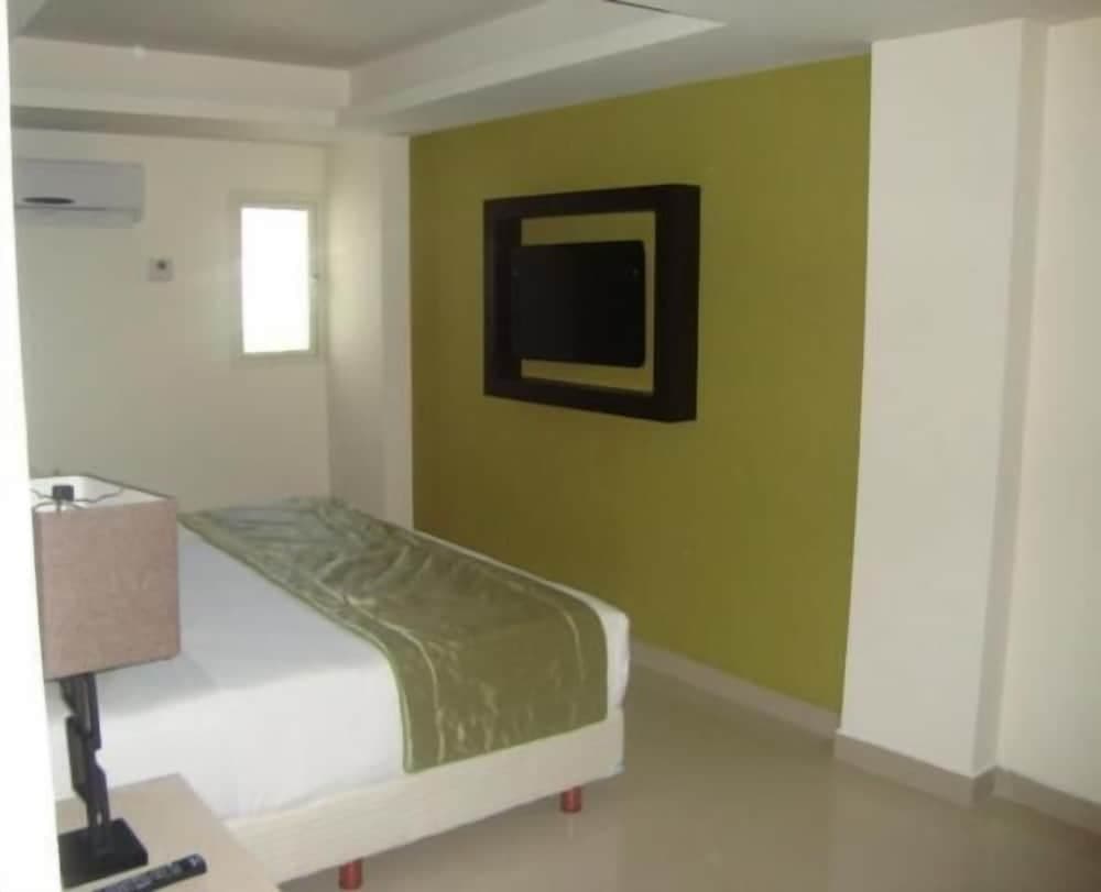 Maria Elena Hotel — 20