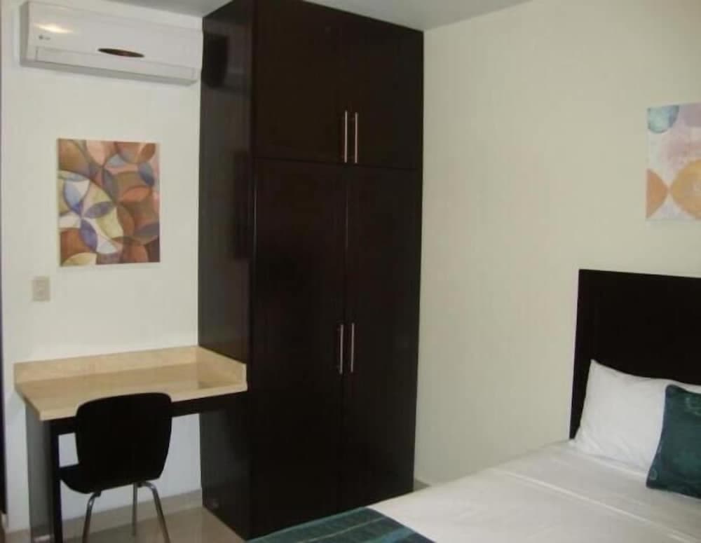 Maria Elena Hotel — 22