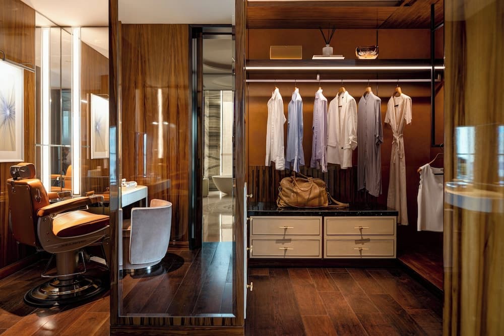 Four Seasons Hotel Dubai International Financial Centre — 21
