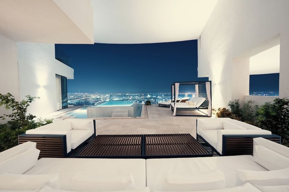 FIVE Jumeirah Village Dubai — 11