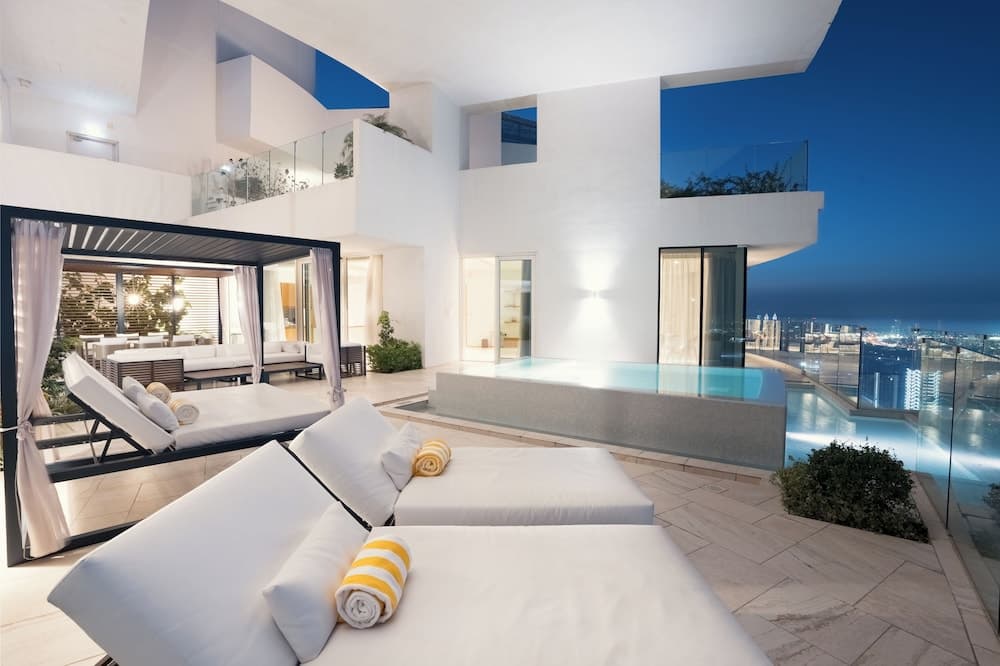 FIVE Jumeirah Village Dubai — 12