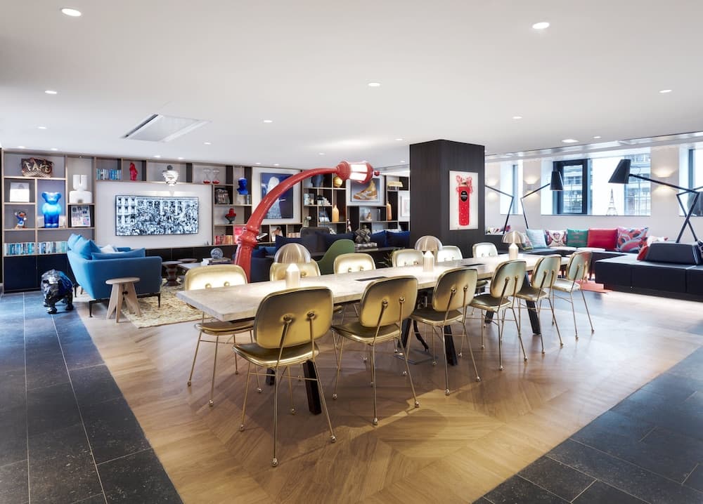 citizenM Paris Champs-Élysées — 17