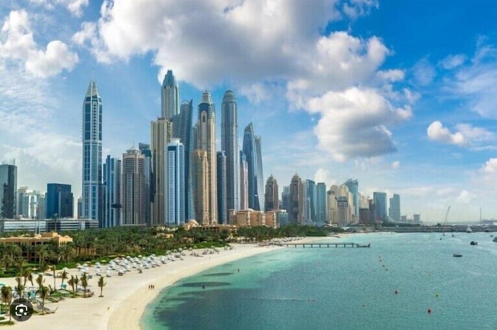 Grand Cosmopolitan Hotel — 18