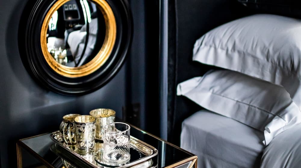 Monsieur George Hotel & Spa – Champs Elysées — 30