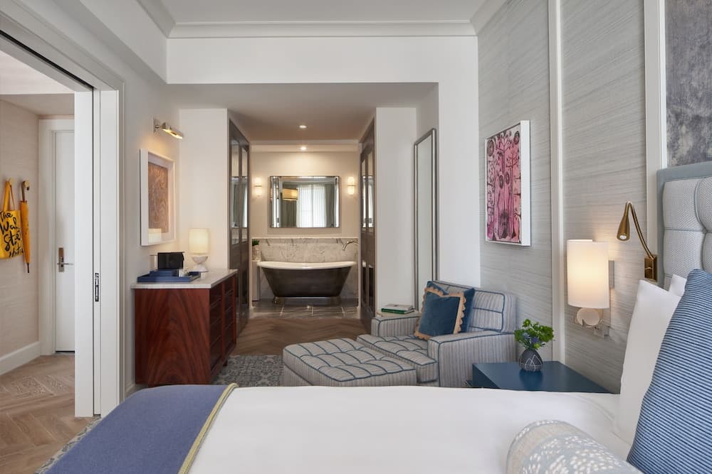 The Wall Street Hotel — 26