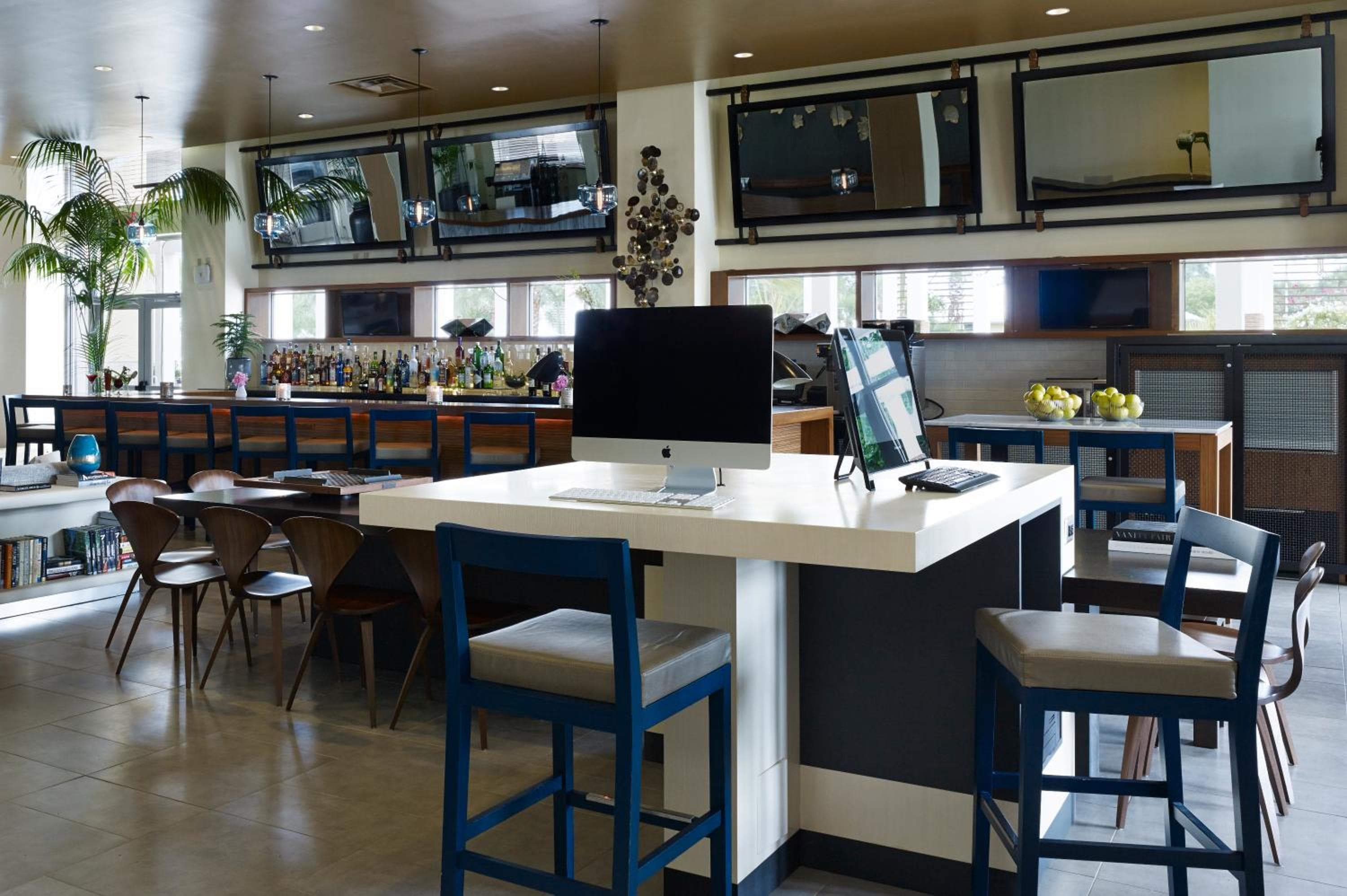 Wyndham Orlando Resort International Drive — 8