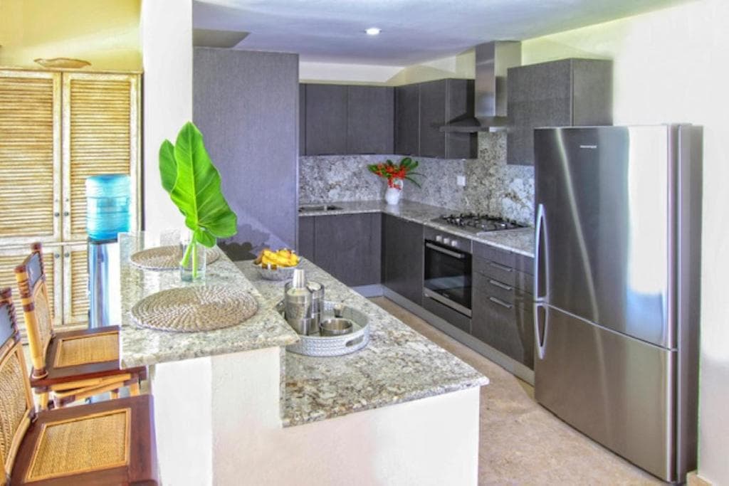 Spacious 3 BDR fully-equipped condo with pool and golf view — 12