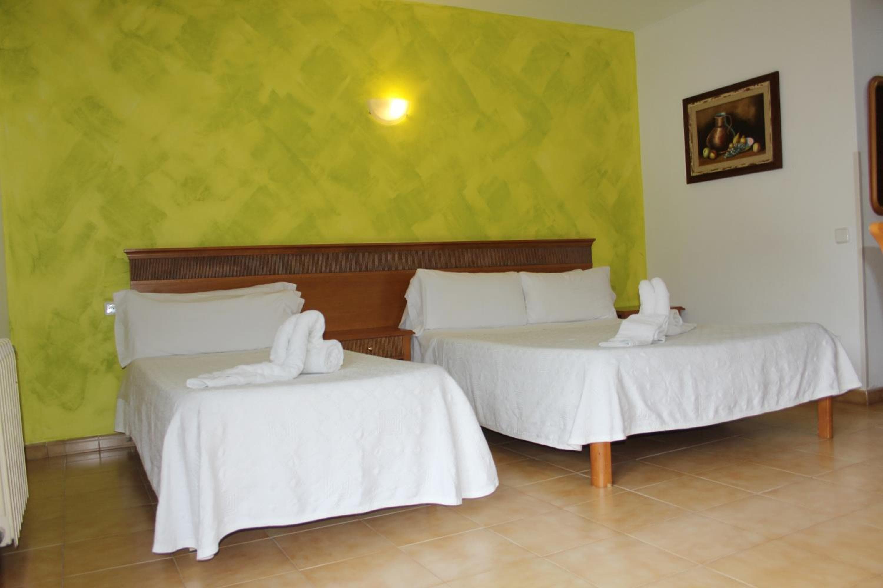Apartamentos Gomila Park — 13