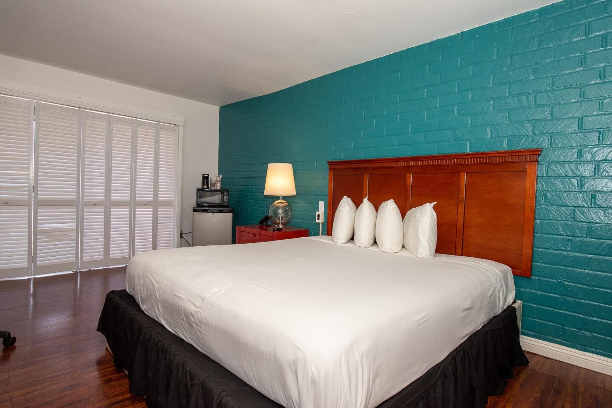 Hollywood Downtowner Inn — 5