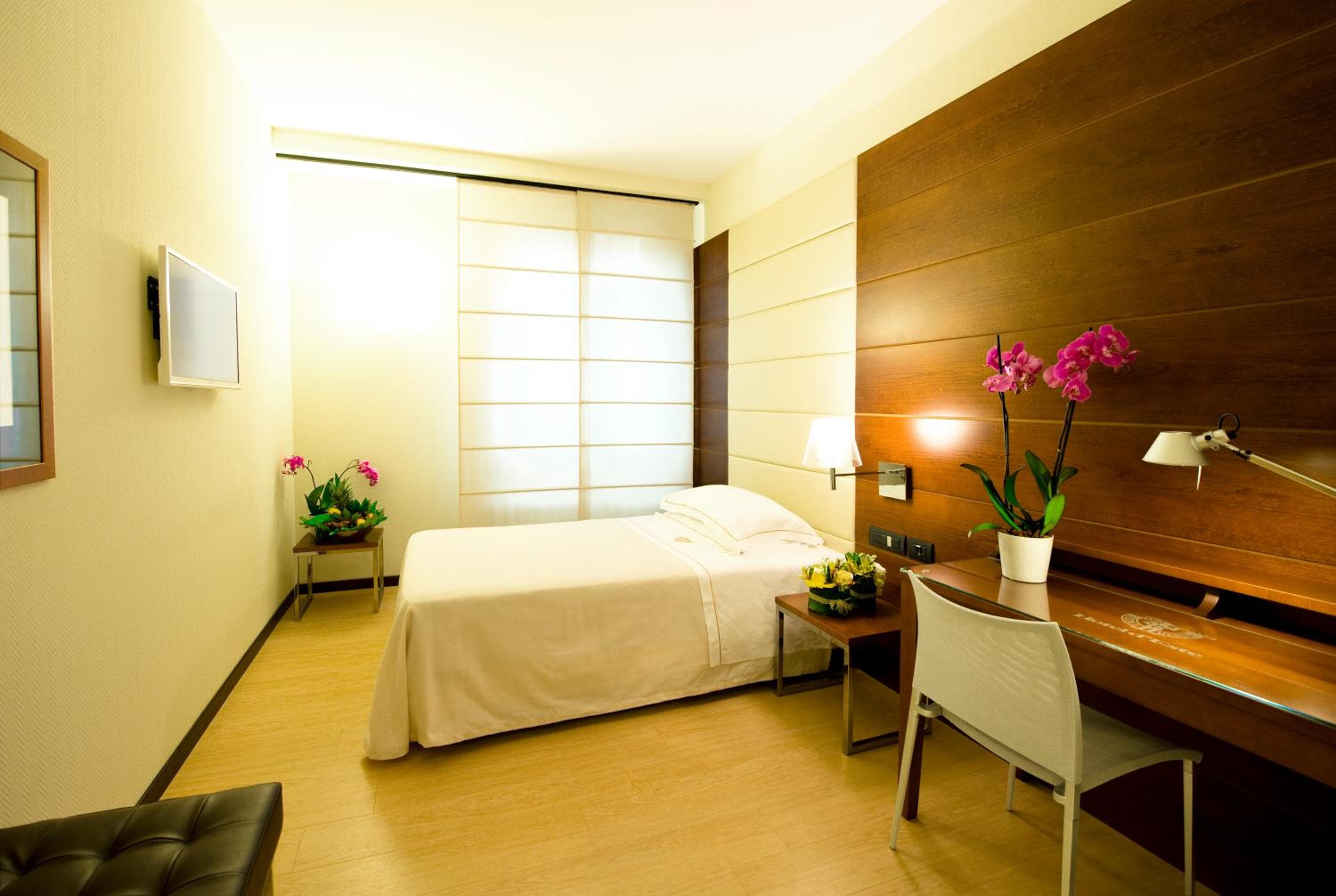Hotel D'Este — 9