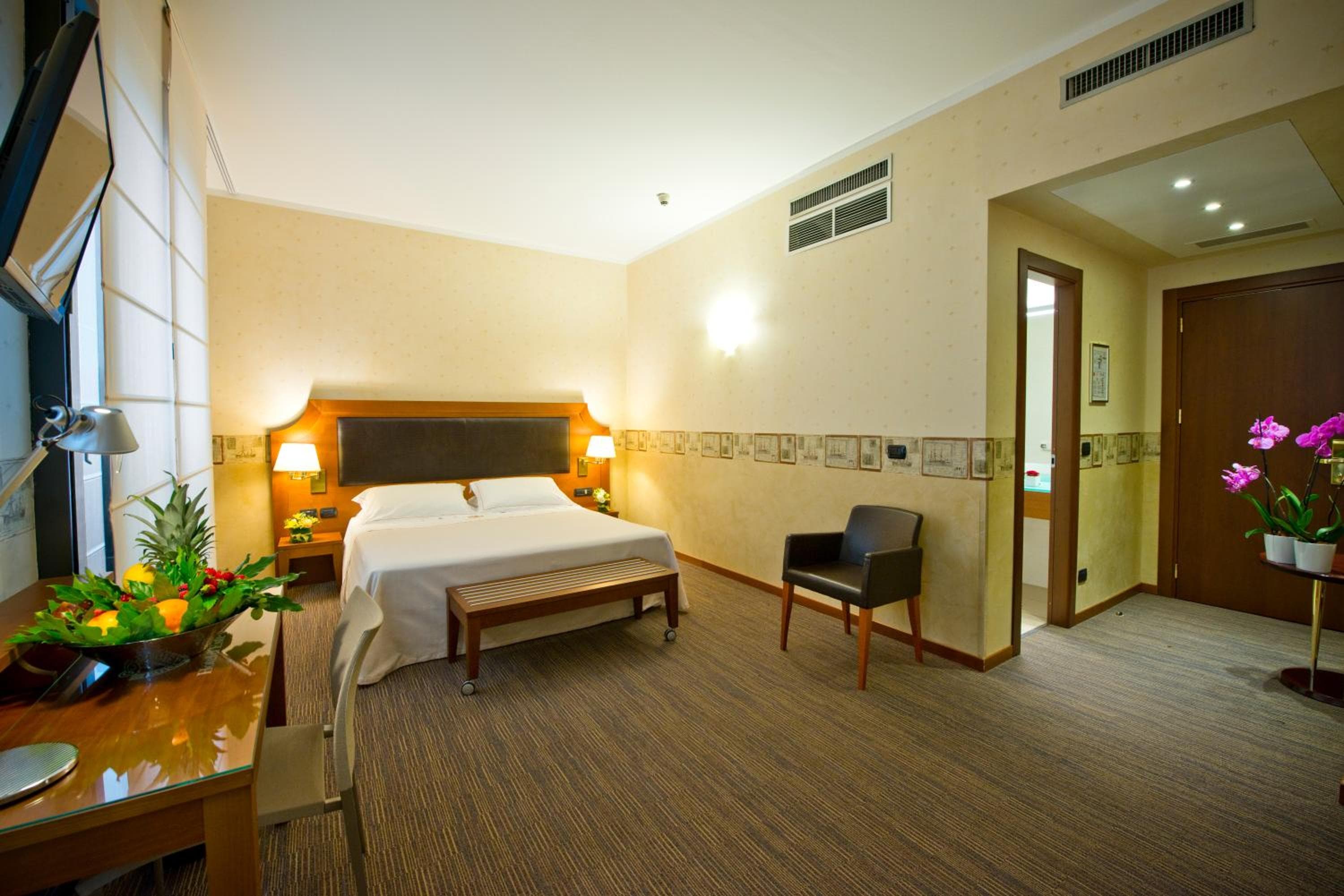 Hotel D'Este — 8