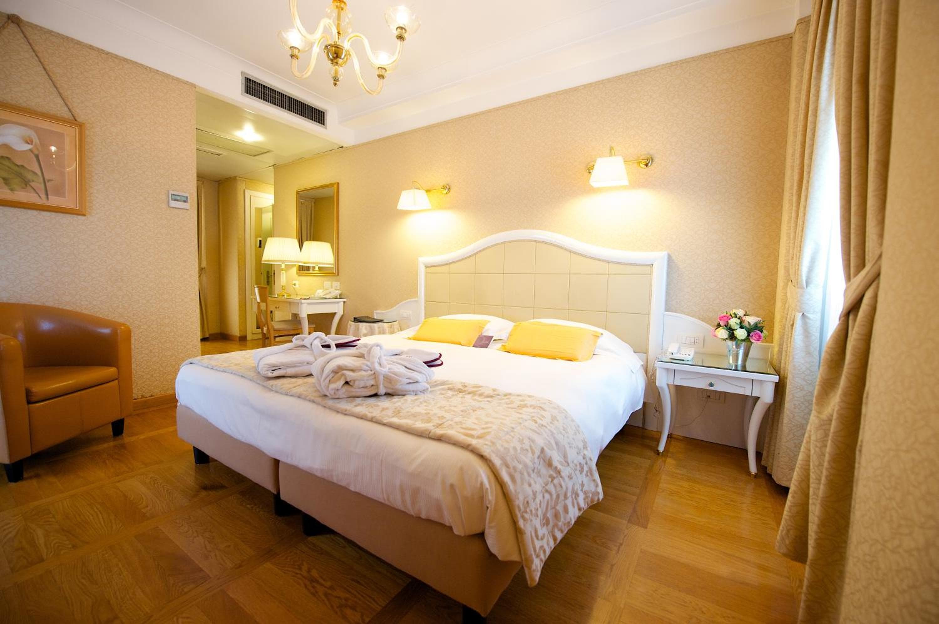Hotel Mercure Milano Centro — 14