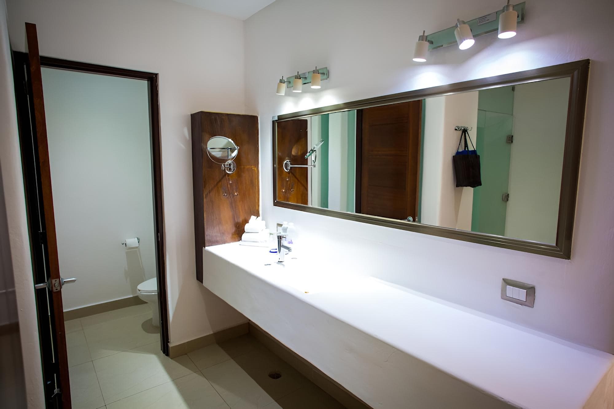 Le Reve Beachfront Hotel — 14