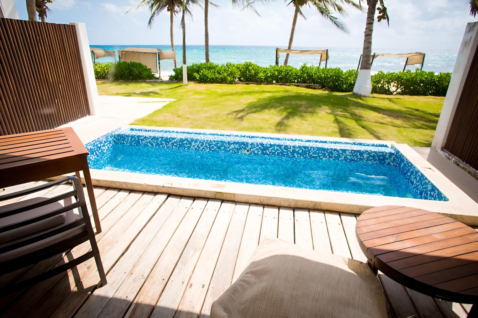 Le Reve Beachfront Hotel — 19