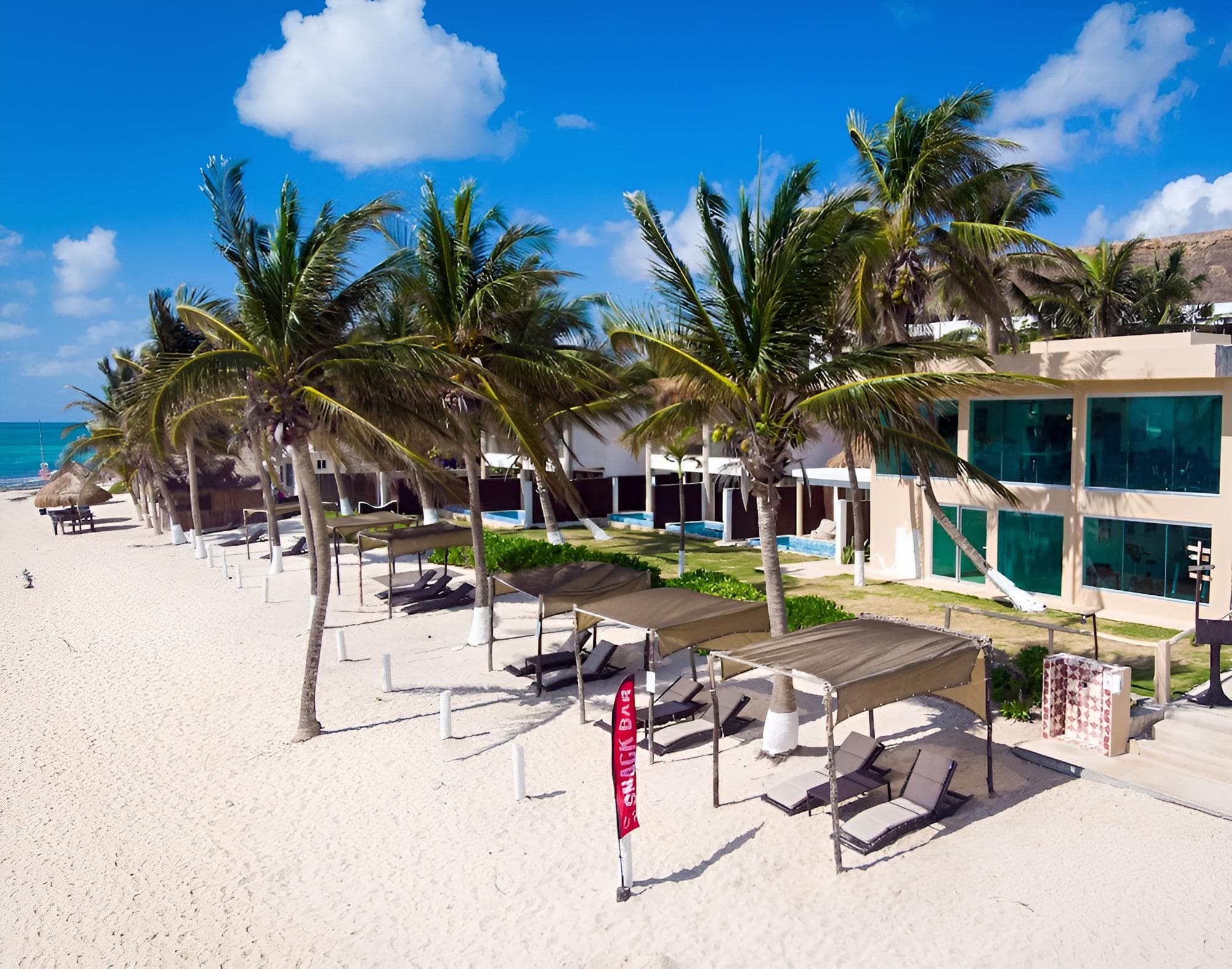 Le Reve Beachfront Hotel — 25