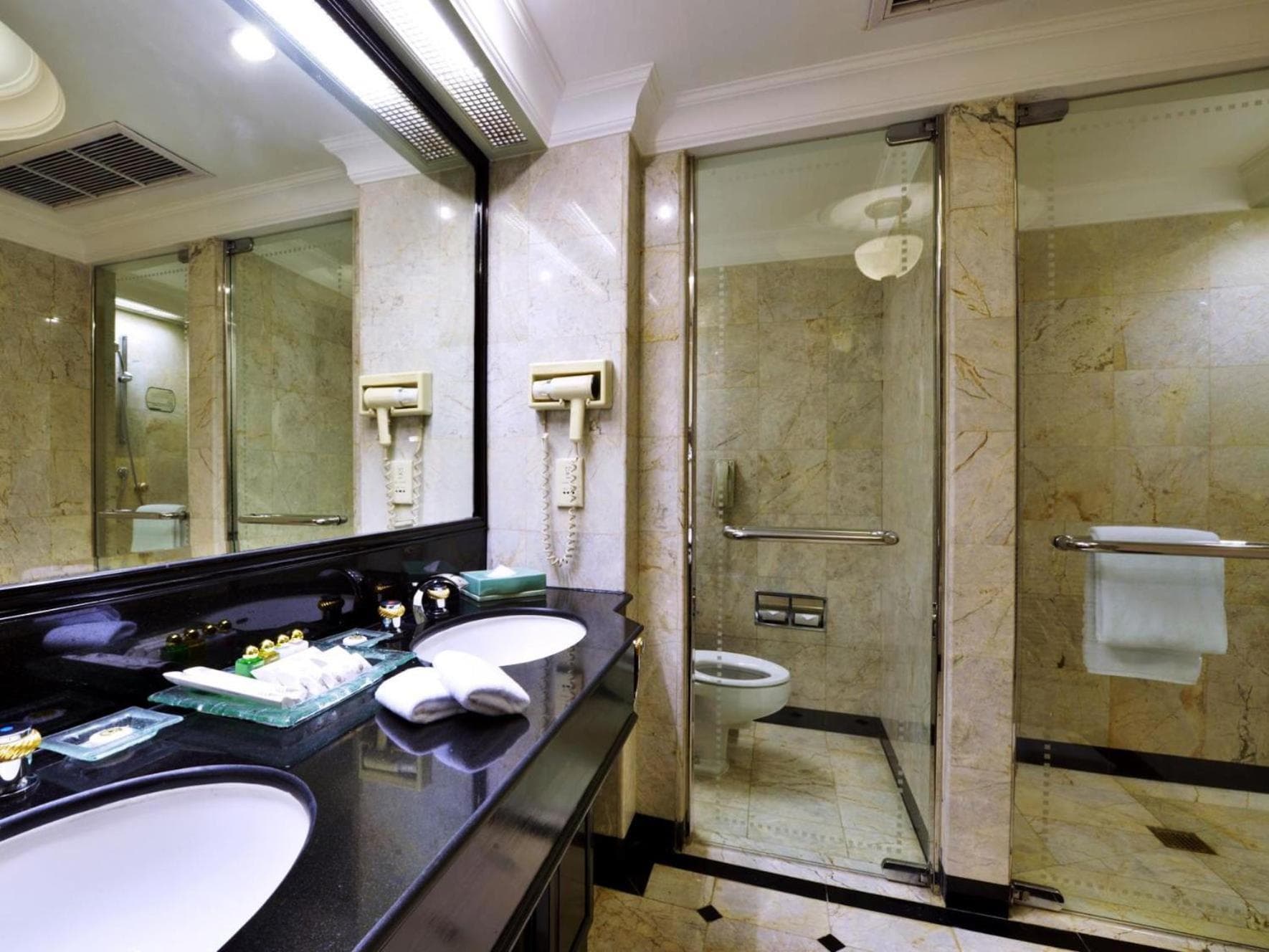 Evergreen Laurel Hotel Bangkok — 14