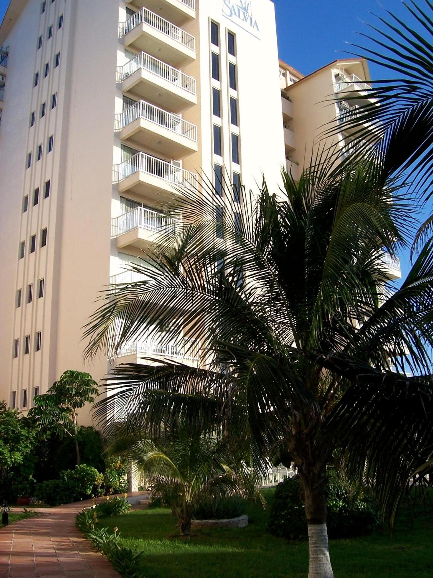 Salvia Cancun Aparts — 1