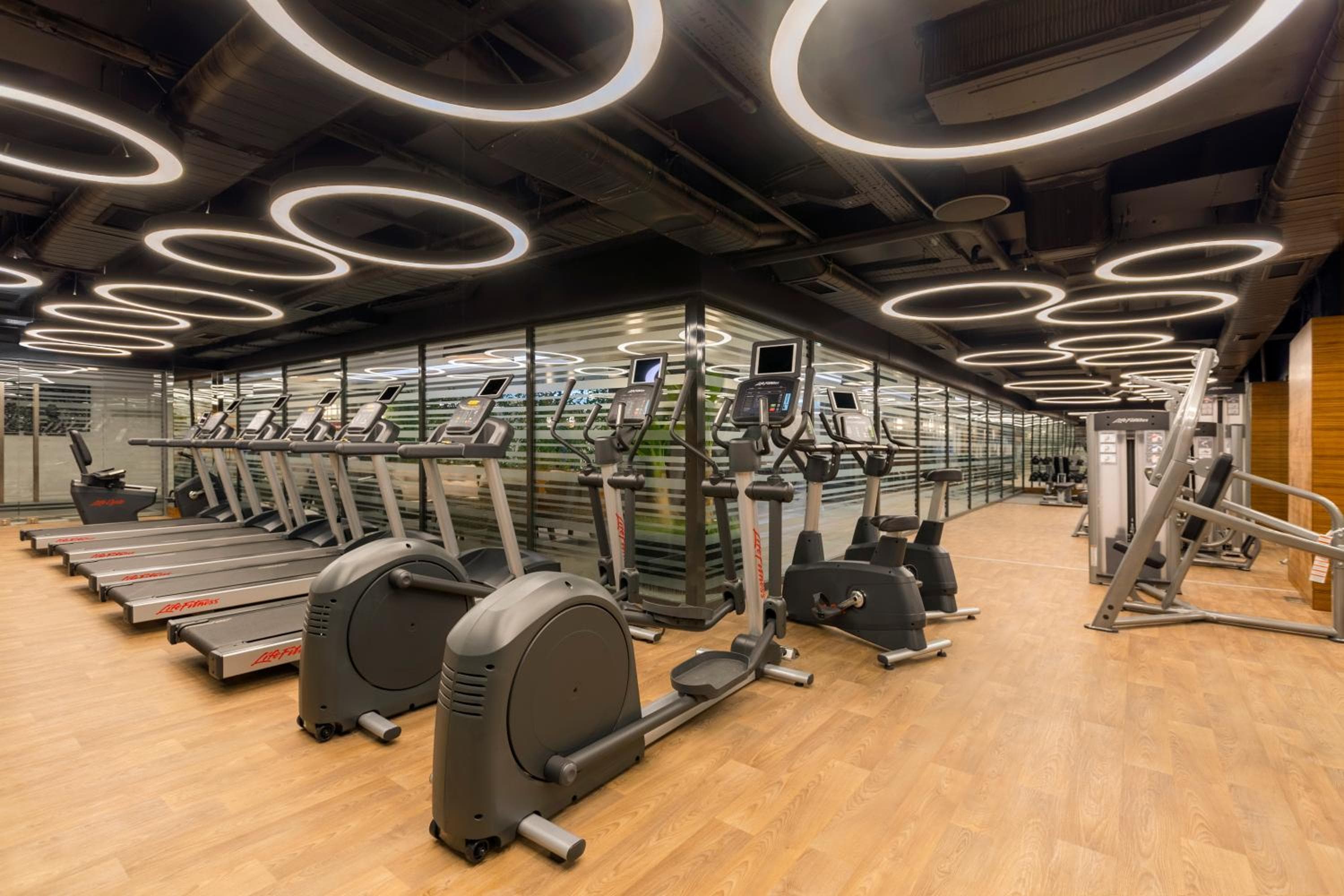 Golden Tulip Istanbul Bayrampasa — 20