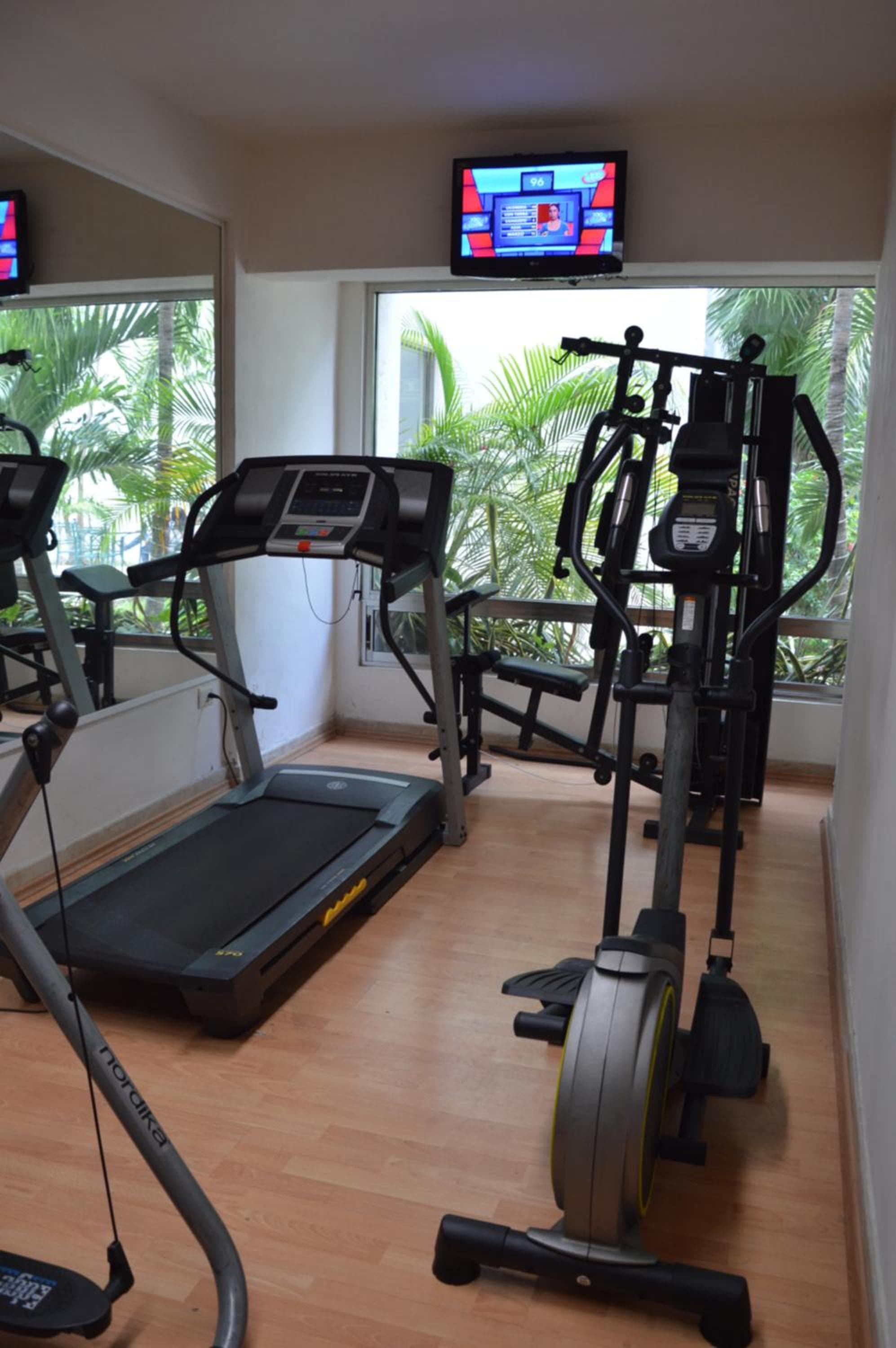 Ambiente Suites — 14