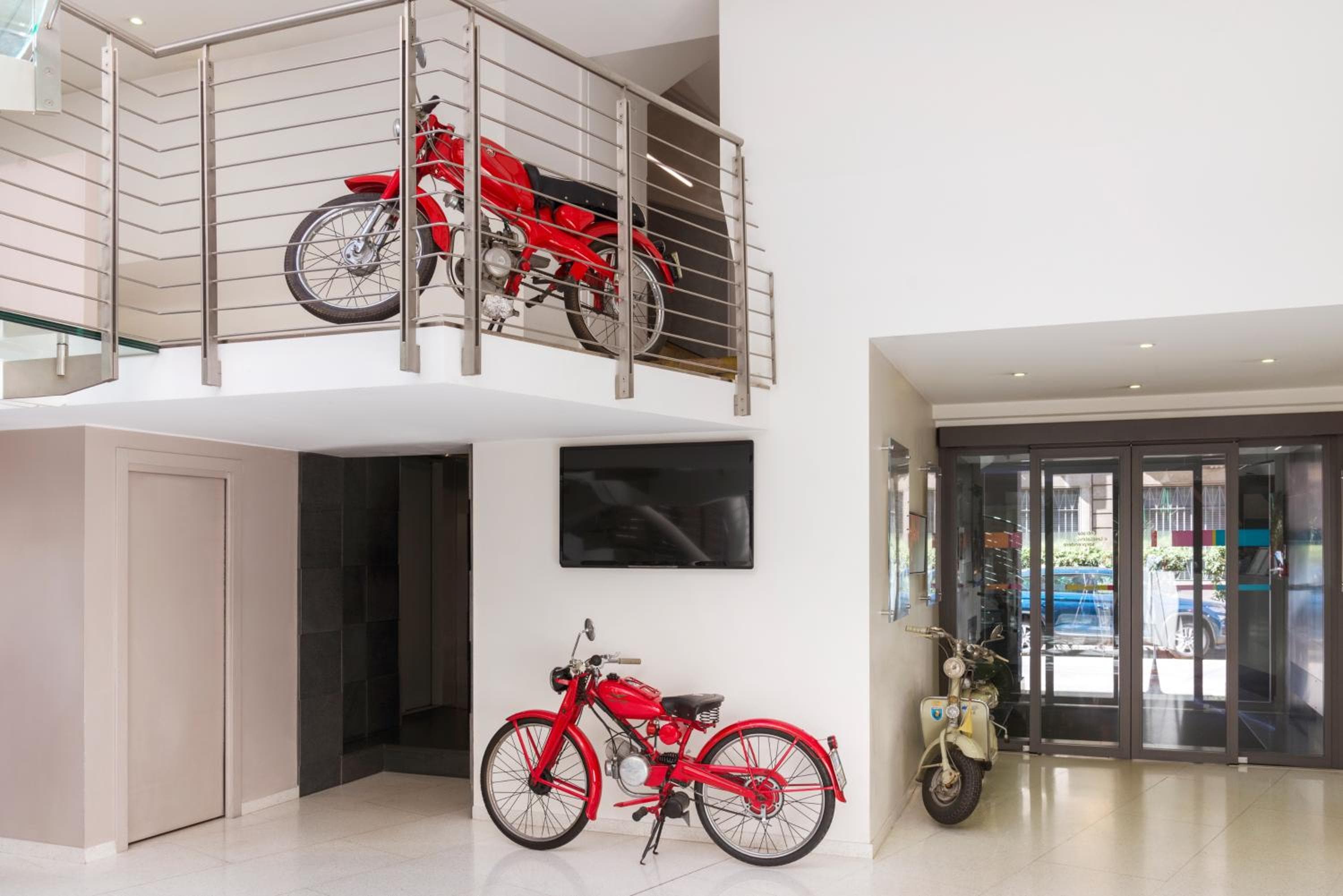 Ibis Styles Milano Centro — 16