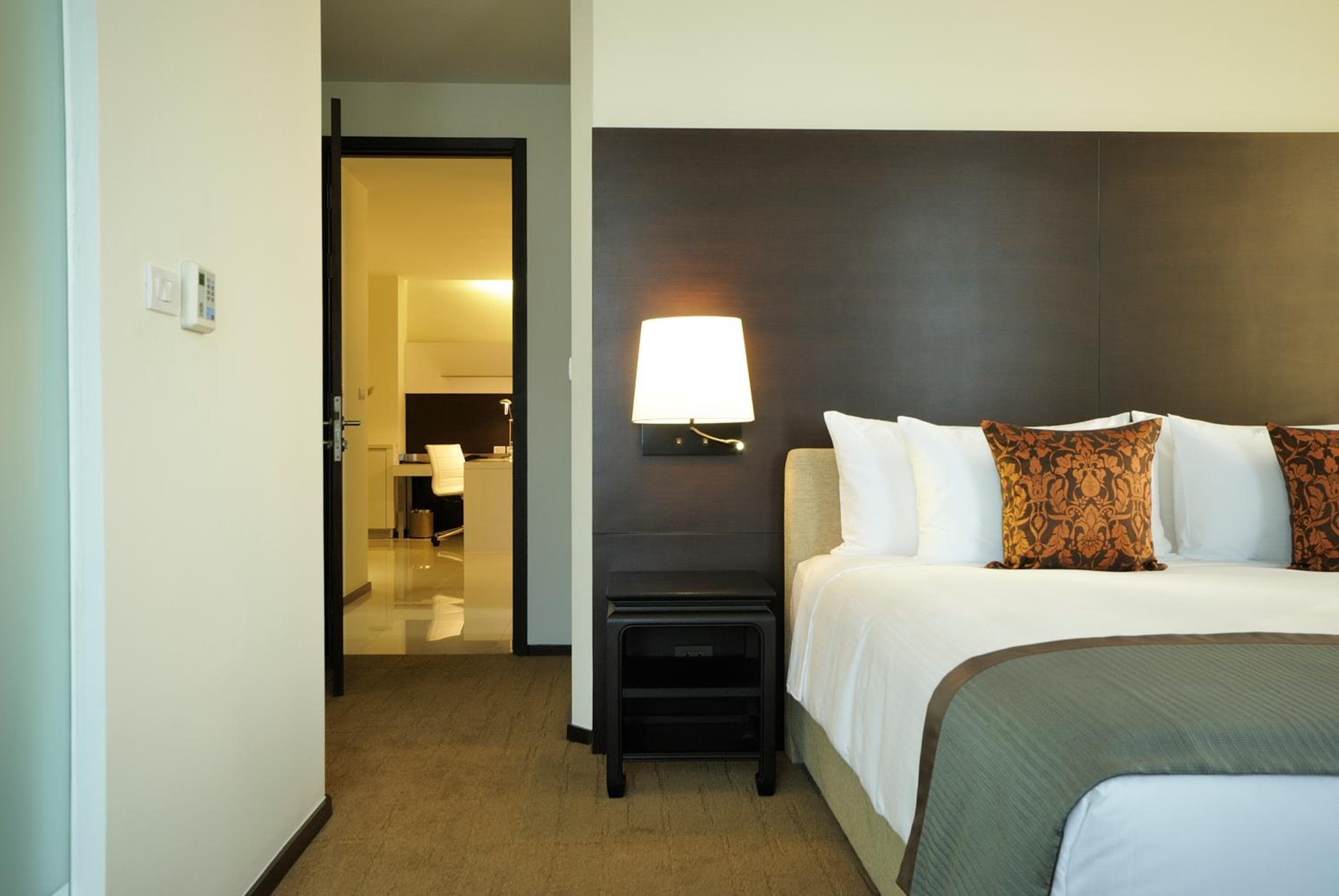 JC Kevin Sathorn Bangkok Hotel — 4