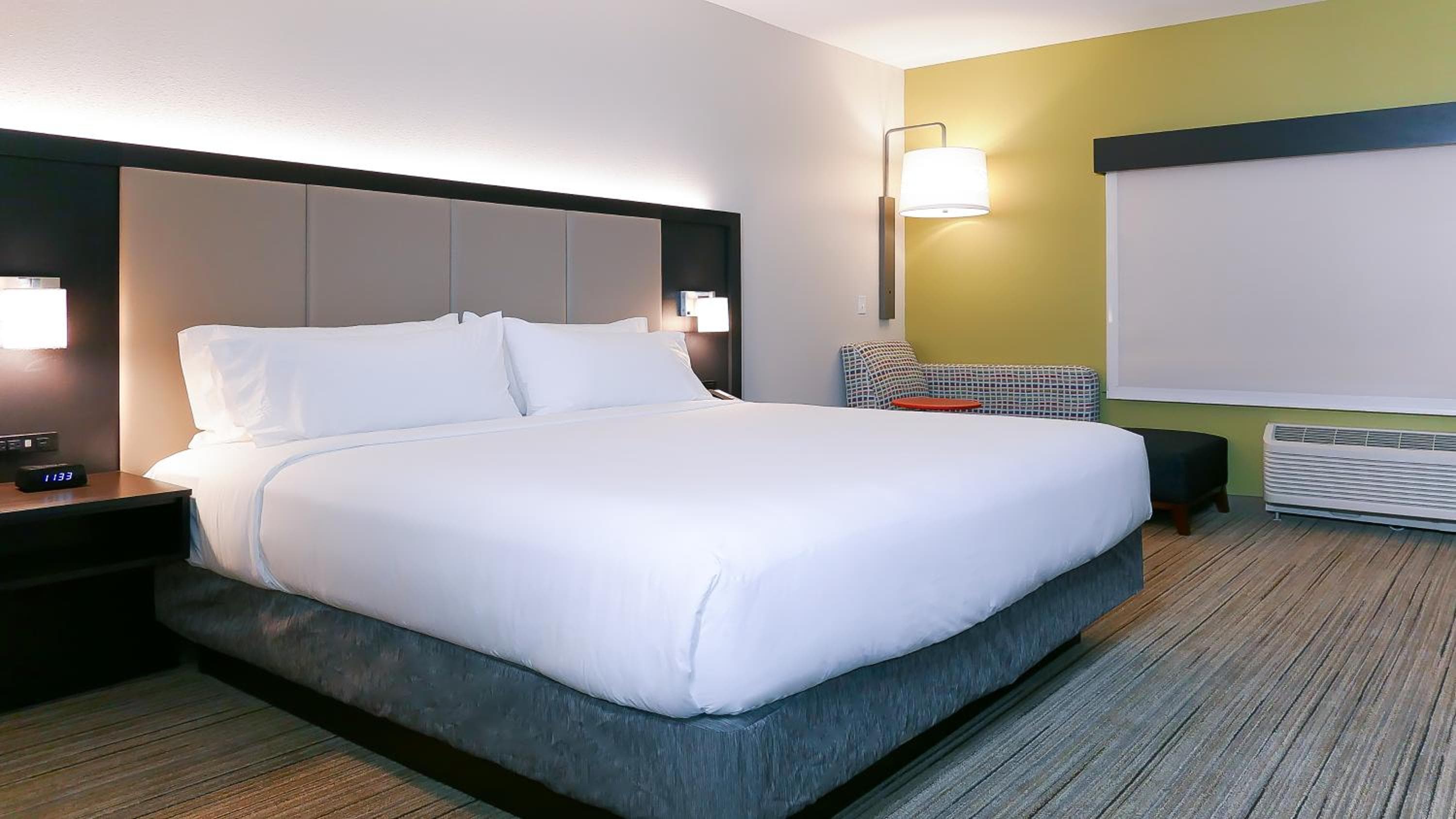 Holiday Inn Express & Suites - Tampa East - Ybor City, un hotel IHG — 5