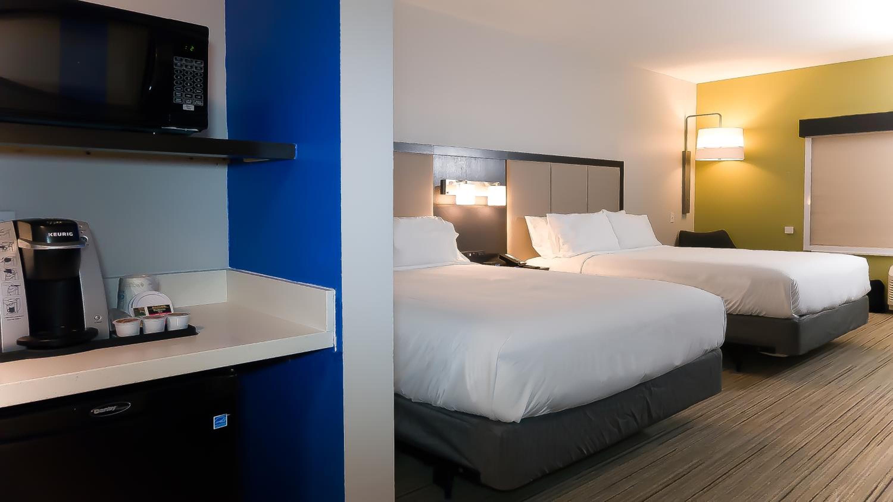 Holiday Inn Express & Suites - Tampa East - Ybor City, un hotel IHG — 3