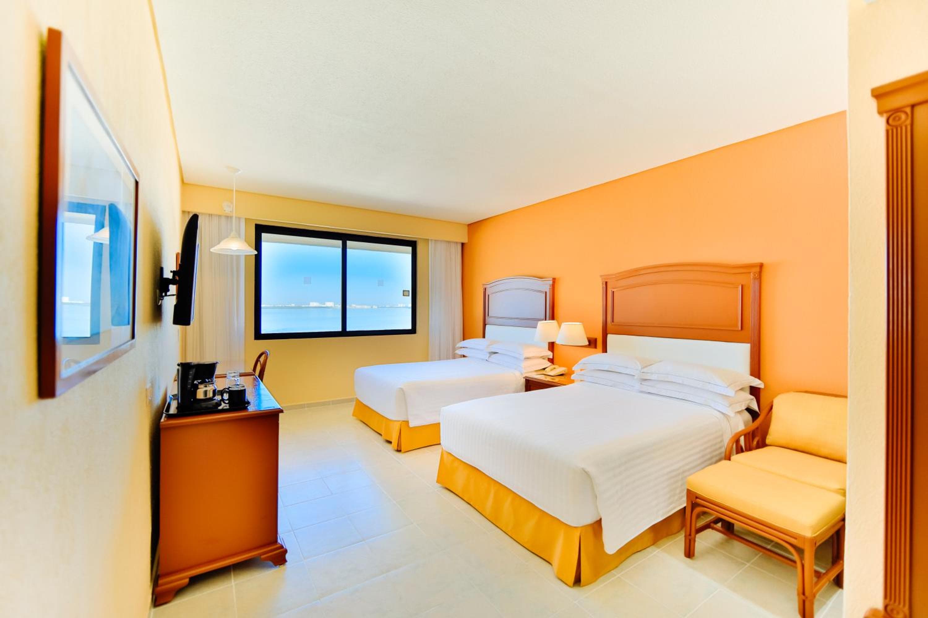 Occidental Tucancún - All Inclusive — 15